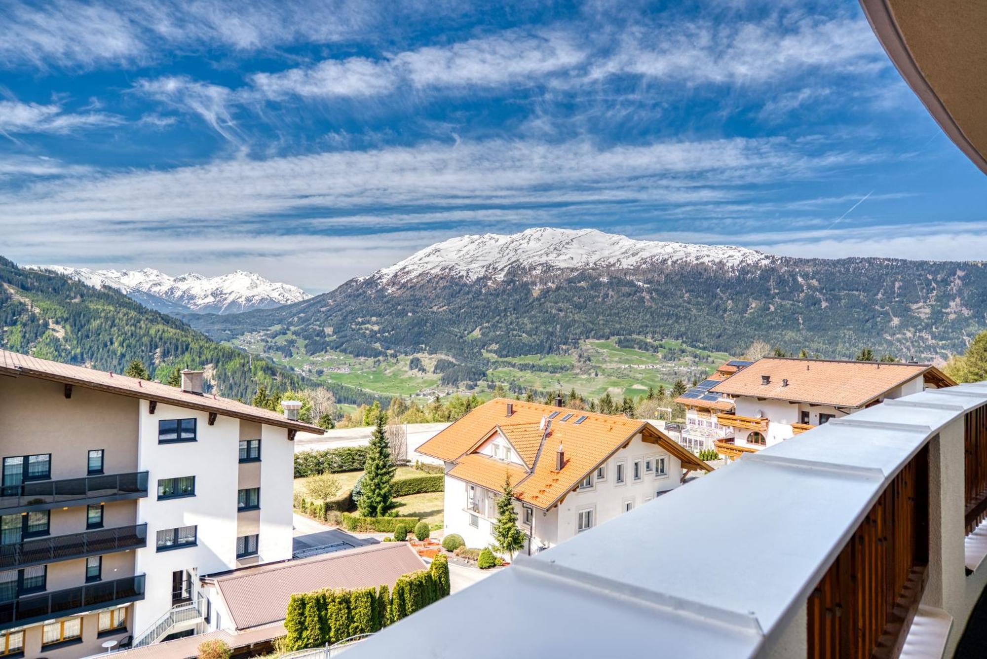 Hotel Alpen-Royal Jerzens Kültér fotó