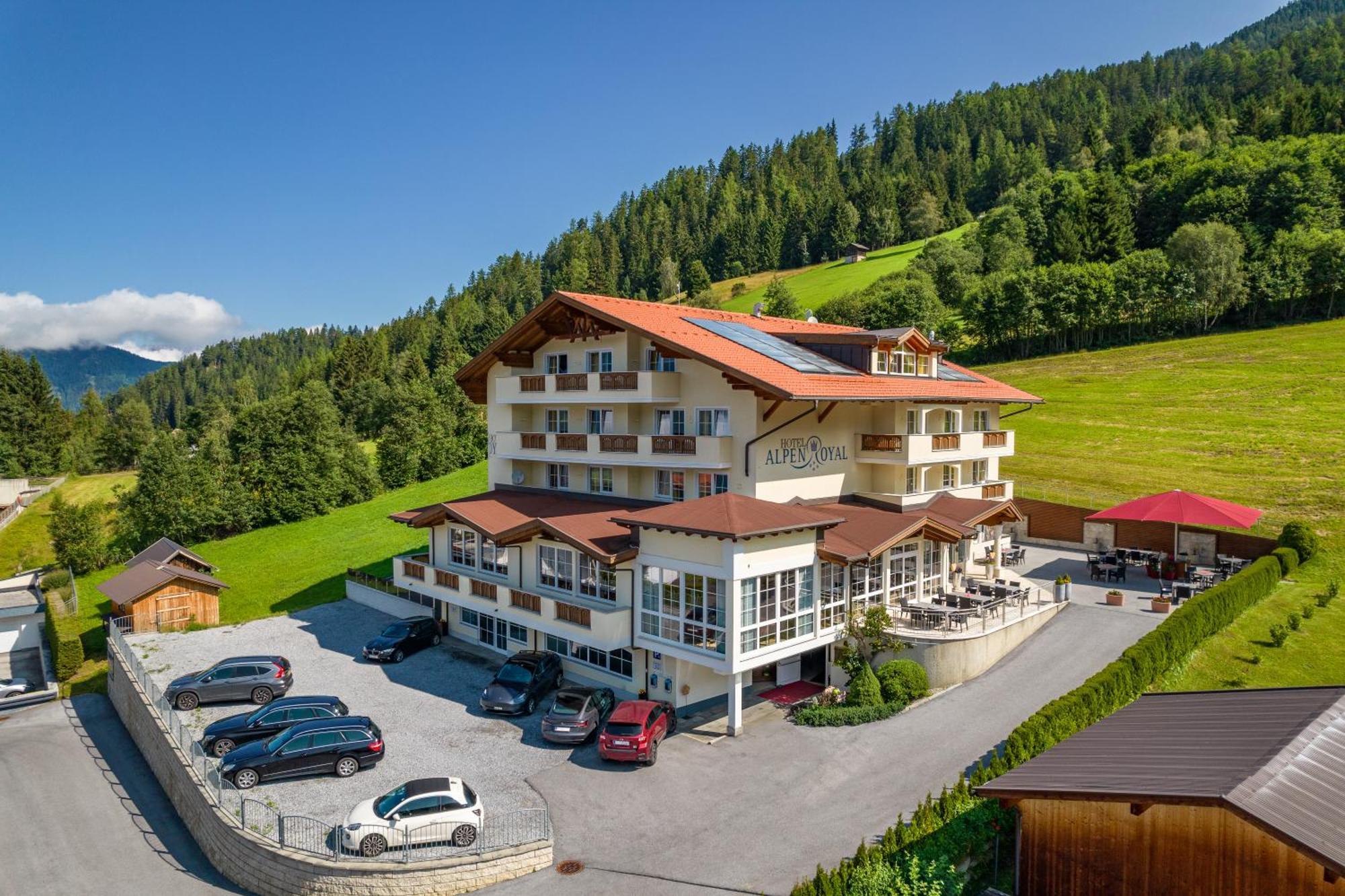 Hotel Alpen-Royal Jerzens Kültér fotó
