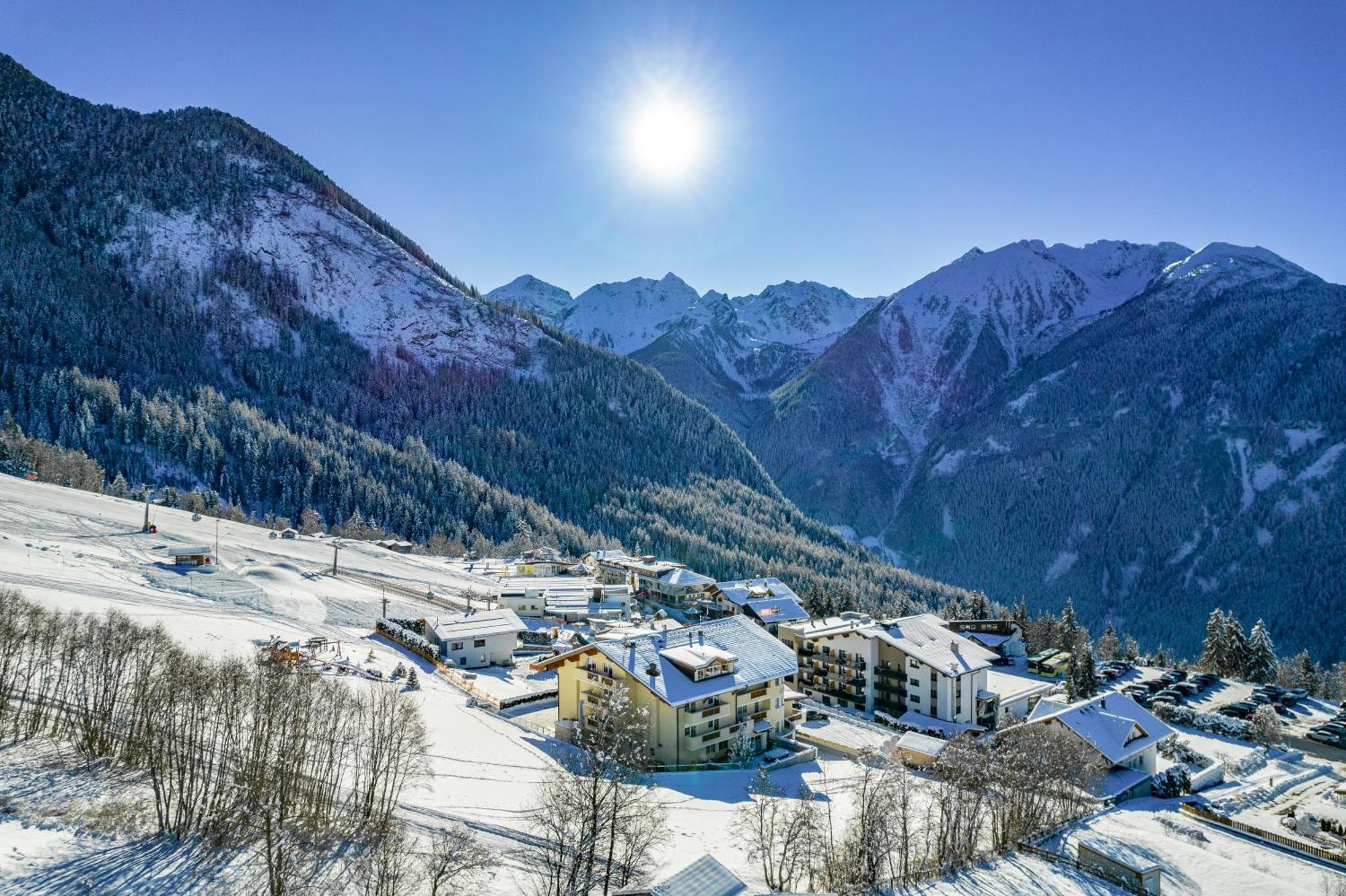Hotel Alpen-Royal Jerzens Kültér fotó