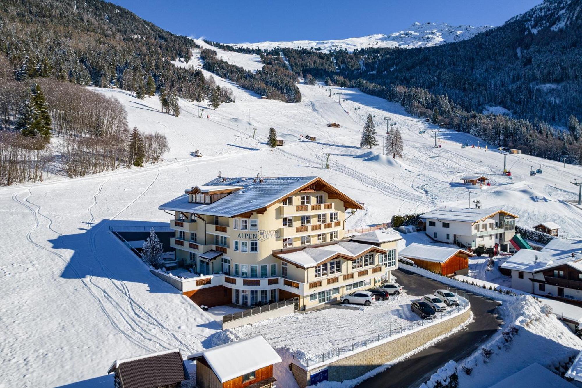 Hotel Alpen-Royal Jerzens Kültér fotó
