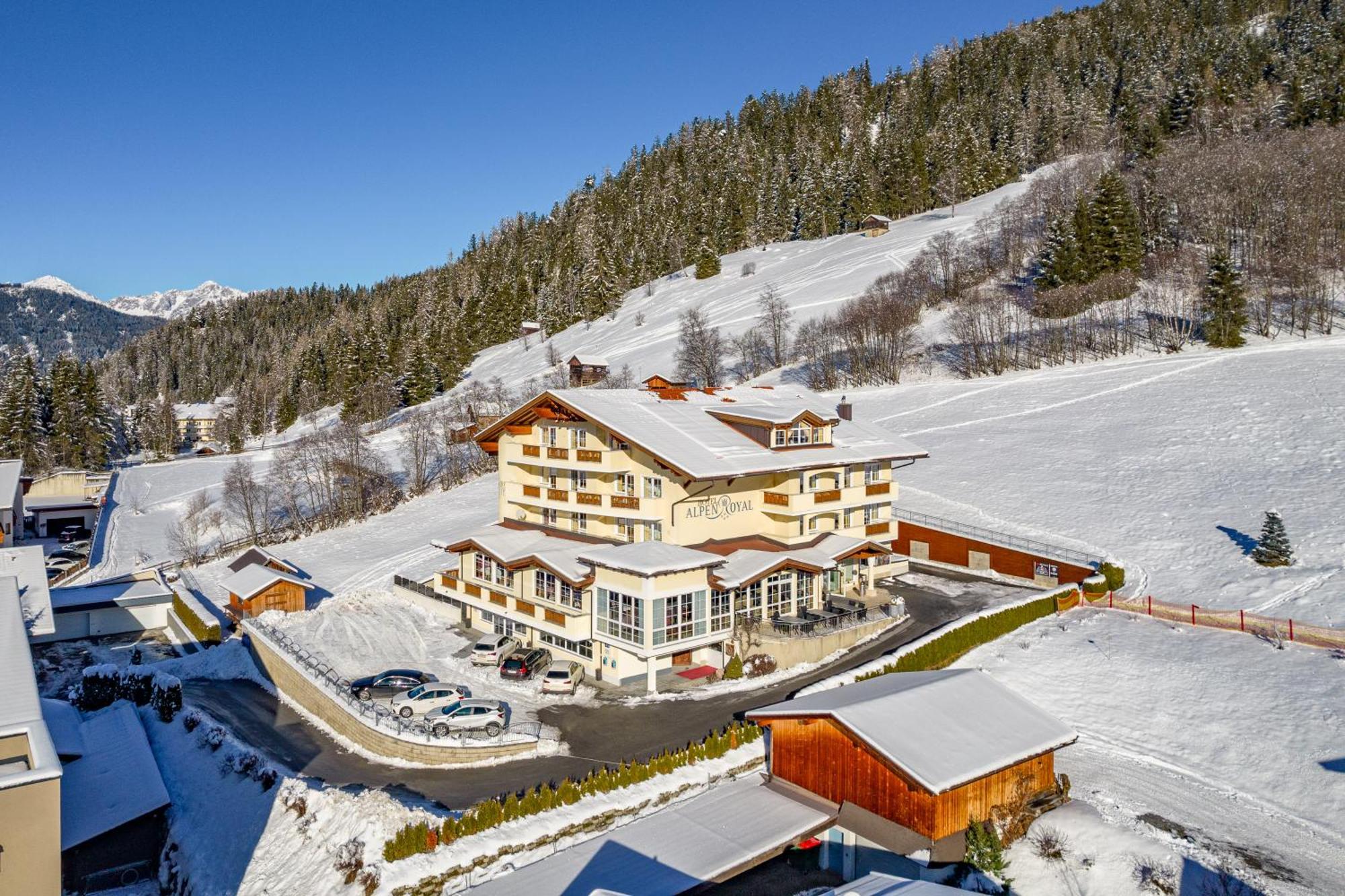 Hotel Alpen-Royal Jerzens Kültér fotó