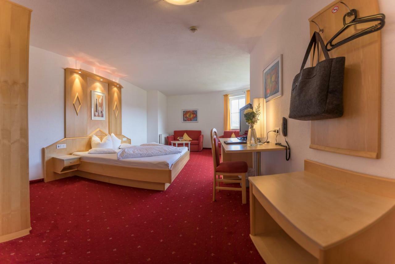 Hotel Alpen-Royal Jerzens Kültér fotó